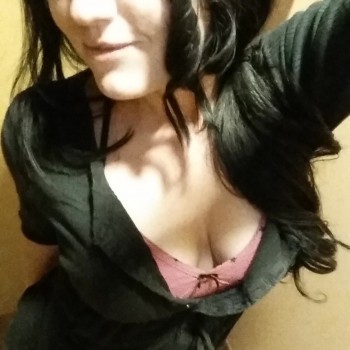 Elody - Sex in Hohenfelde Profil von Elody, 23 Jahre, Sex in Hohenfelde (Schleswig-Holstein)